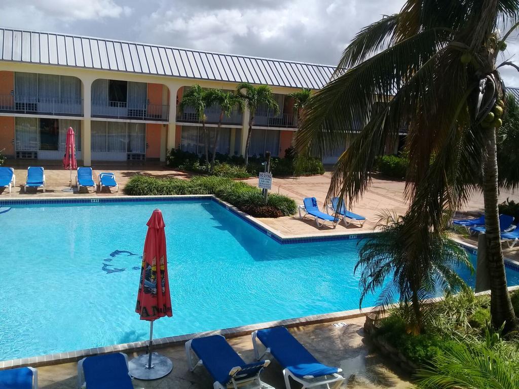 פריפורט Royal Islander Hotel מראה חיצוני תמונה